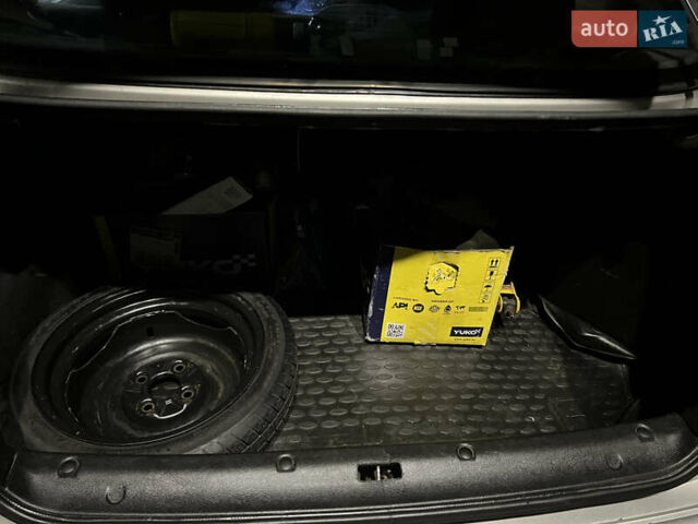 Серый Дэу Ланос, объемом двигателя 1.5 л и пробегом 270 тыс. км за 2200 $, фото 5 на Automoto.ua