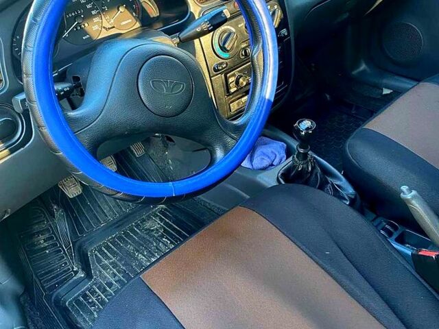 Сірий Деу Ланос, об'ємом двигуна 1.5 л та пробігом 208 тис. км за 1900 $, фото 5 на Automoto.ua