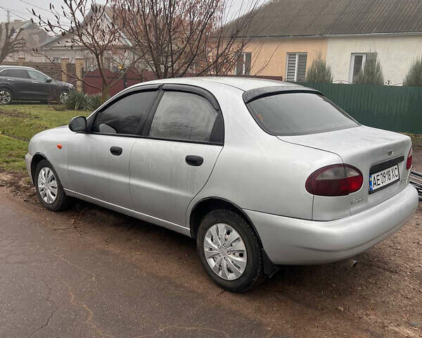 Серый Дэу Ланос, объемом двигателя 1.5 л и пробегом 250 тыс. км за 1600 $, фото 1 на Automoto.ua