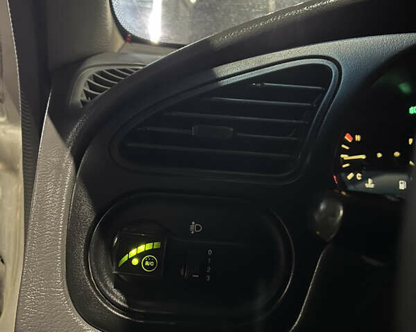 Серый Дэу Ланос, объемом двигателя 1.5 л и пробегом 270 тыс. км за 2200 $, фото 17 на Automoto.ua