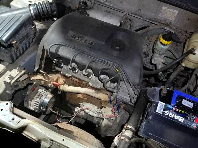 Серый Дэу Ланос, объемом двигателя 1.3 л и пробегом 300 тыс. км за 1300 $, фото 6 на Automoto.ua