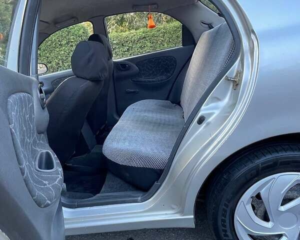 Сірий Деу Ланос, об'ємом двигуна 1.5 л та пробігом 200 тис. км за 2400 $, фото 5 на Automoto.ua
