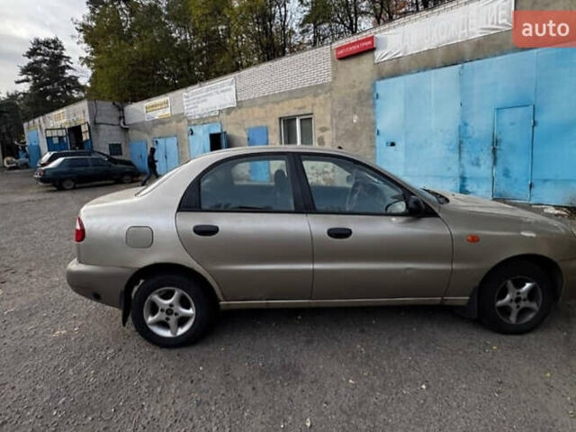 Сірий Деу Ланос, об'ємом двигуна 1.5 л та пробігом 245 тис. км за 1199 $, фото 2 на Automoto.ua