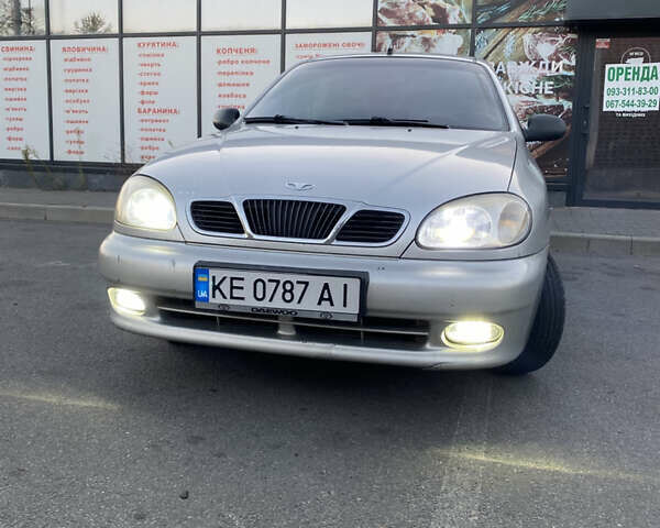Дэу Ланос 2004 в Днепре (Днепропетровске) на Automoto.ua Серый Дэу Ланос, объемом двигателя 1.5 л и пробегом 320 тыс. км за 2500 $, фото 1 на Automoto.ua