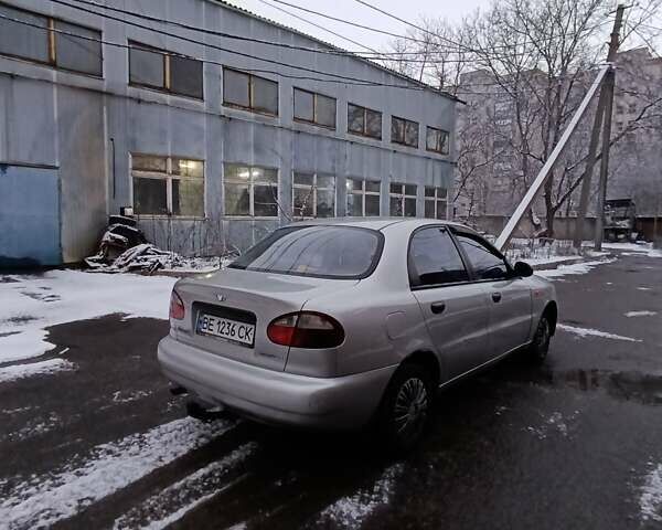 Серый Дэу Ланос, объемом двигателя 1.5 л и пробегом 184 тыс. км за 2000 $, фото 5 на Automoto.ua