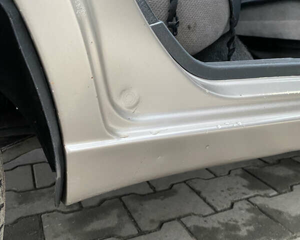 Серый Дэу Ланос, объемом двигателя 1.5 л и пробегом 205 тыс. км за 1750 $, фото 7 на Automoto.ua