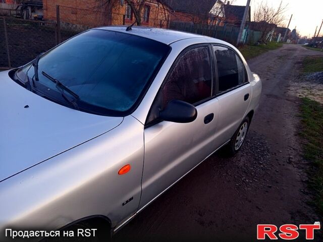 Серый Дэу Ланос, объемом двигателя 1.6 л и пробегом 200 тыс. км за 1500 $, фото 4 на Automoto.ua