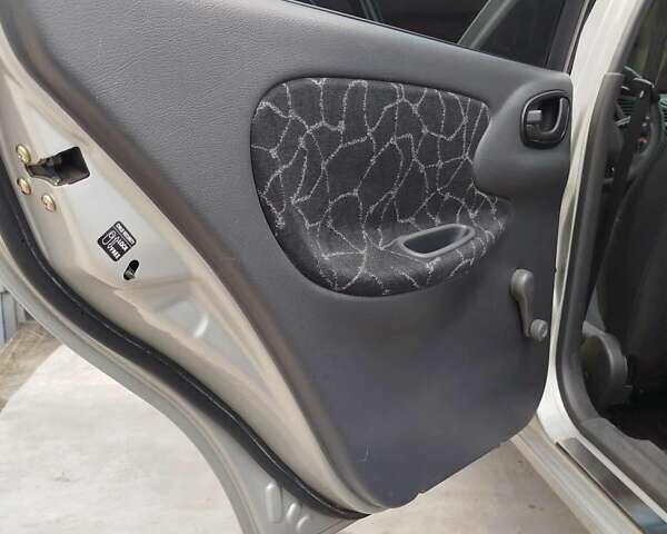 Серый Дэу Ланос, объемом двигателя 1.5 л и пробегом 114 тыс. км за 4400 $, фото 5 на Automoto.ua