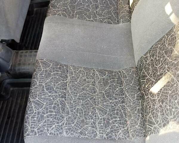 Сірий Деу Ланос, об'ємом двигуна 1.6 л та пробігом 161 тис. км за 2700 $, фото 3 на Automoto.ua