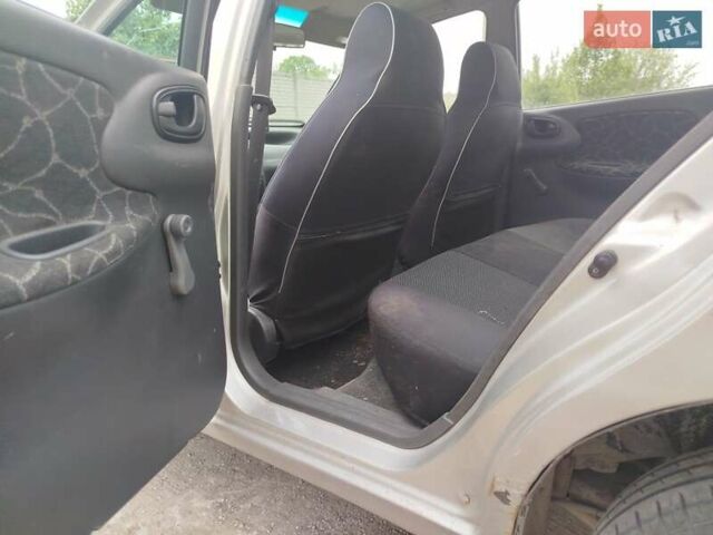 Сірий Деу Ланос, об'ємом двигуна 1.5 л та пробігом 455 тис. км за 2000 $, фото 12 на Automoto.ua