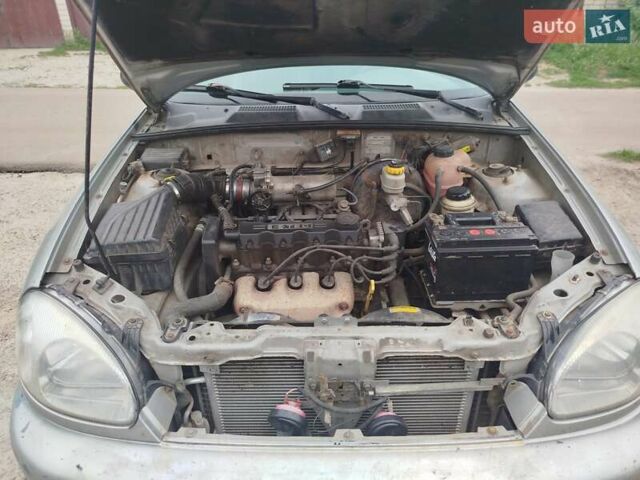 Сірий Деу Ланос, об'ємом двигуна 1.5 л та пробігом 455 тис. км за 2000 $, фото 13 на Automoto.ua