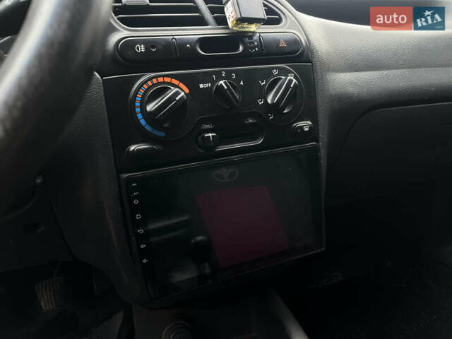 Серый Дэу Ланос, объемом двигателя 1.5 л и пробегом 267 тыс. км за 2600 $, фото 22 на Automoto.ua