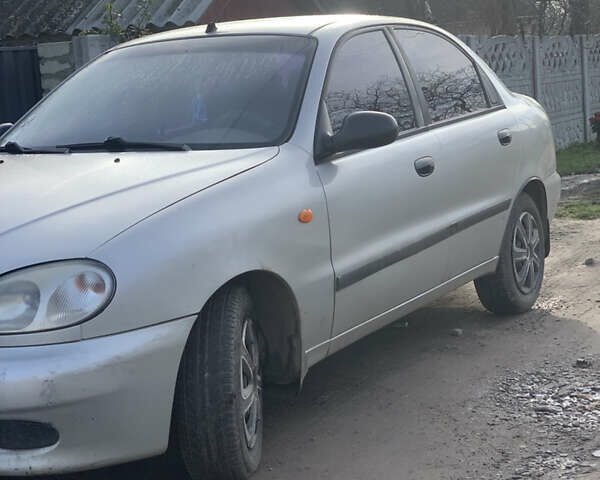 Сірий Деу Ланос, об'ємом двигуна 1.6 л та пробігом 332 тис. км за 2600 $, фото 3 на Automoto.ua