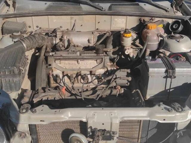 Сірий Деу Ланос, об'ємом двигуна 1.3 л та пробігом 107 тис. км за 3100 $, фото 3 на Automoto.ua