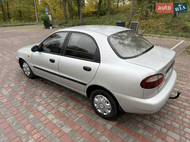 Деу Ланос 2004 у Ладижин на Automoto.ua Сірий Деу Ланос, об'ємом двигуна 1.5 л та пробігом 204 тис. км за 1850 $, фото 24 на Automoto.ua