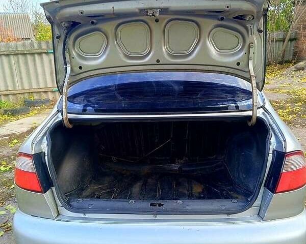 Сірий Деу Ланос, об'ємом двигуна 1.5 л та пробігом 180 тис. км за 1700 $, фото 3 на Automoto.ua