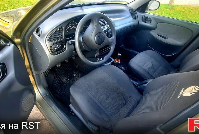 Серый Дэу Ланос, объемом двигателя 1.5 л и пробегом 199 тыс. км за 2500 $, фото 4 на Automoto.ua