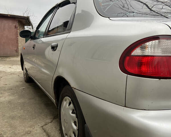 Сірий Деу Ланос, об'ємом двигуна 1.5 л та пробігом 235 тис. км за 2000 $, фото 6 на Automoto.ua
