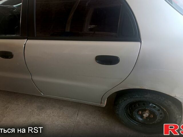 Серый Дэу Ланос, объемом двигателя 1.5 л и пробегом 189 тыс. км за 1320 $, фото 3 на Automoto.ua