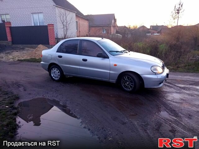 Серый Дэу Ланос, объемом двигателя 1.6 л и пробегом 200 тыс. км за 1500 $, фото 3 на Automoto.ua