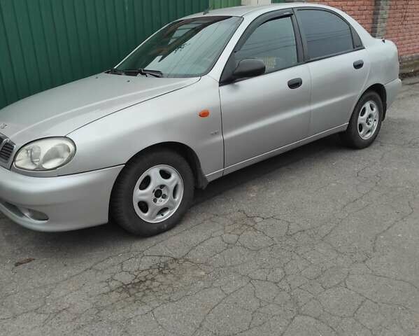 Серый Дэу Ланос, объемом двигателя 1.5 л и пробегом 290 тыс. км за 1800 $, фото 1 на Automoto.ua