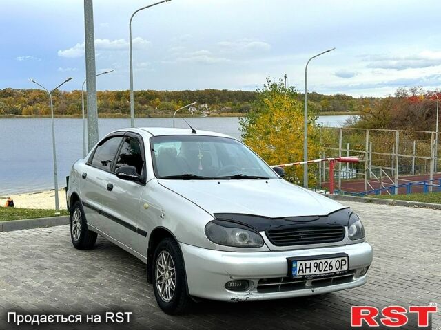 Дэу Ланос 2004 в Запорожье на Automoto.ua Серый Дэу Ланос, объемом двигателя 1.5 л и пробегом 208 тыс. км за 2650 $, фото 3 на Automoto.ua
