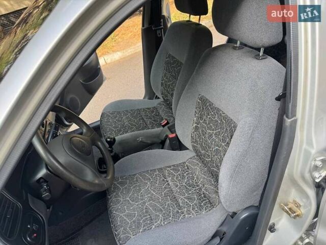 Серый Дэу Ланос, объемом двигателя 1.5 л и пробегом 68 тыс. км за 3550 $, фото 20 на Automoto.ua