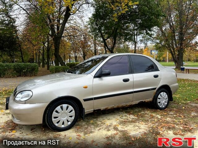 Серый Дэу Ланос, объемом двигателя 1.5 л и пробегом 266 тыс. км за 1000 $, фото 1 на Automoto.ua