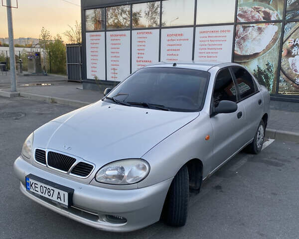 Дэу Ланос 2004 в Днепре (Днепропетровске) на Automoto.ua Серый Дэу Ланос, объемом двигателя 1.5 л и пробегом 320 тыс. км за 2500 $, фото 5 на Automoto.ua