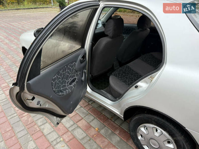 Деу Ланос 2004 у Ладижин на Automoto.ua Сірий Деу Ланос, об'ємом двигуна 1.5 л та пробігом 204 тис. км за 1850 $, фото 28 на Automoto.ua