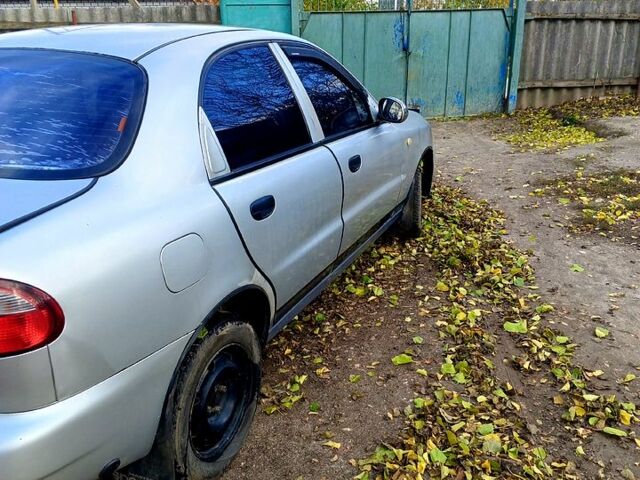 Дэу Ланос 2004 в Кропивницком (Кировограде) на Automoto.ua Серый Дэу Ланос, объемом двигателя 1.5 л и пробегом 180 тыс. км за 1700 $, фото 3 на Automoto.ua
