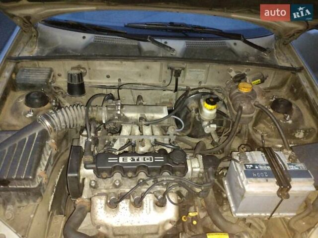 Серый Дэу Ланос, объемом двигателя 1.5 л и пробегом 262 тыс. км за 3000 $, фото 4 на Automoto.ua