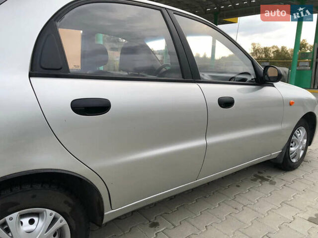 Сірий Деу Ланос, об'ємом двигуна 1.5 л та пробігом 200 тис. км за 2200 $, фото 10 на Automoto.ua