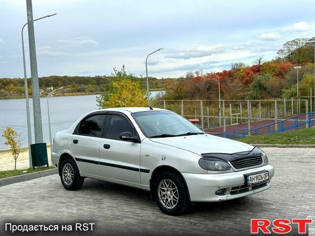 Дэу Ланос 2004 в Запорожье на Automoto.ua Серый Дэу Ланос, объемом двигателя 1.5 л и пробегом 208 тыс. км за 2650 $, фото 4 на Automoto.ua