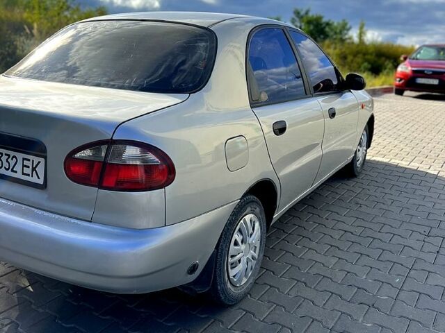 Сірий Деу Ланос, об'ємом двигуна 1.5 л та пробігом 300 тис. км за 2100 $, фото 1 на Automoto.ua