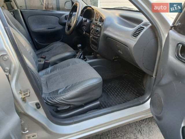 Сірий Деу Ланос, об'ємом двигуна 1.5 л та пробігом 180 тис. км за 2750 $, фото 12 на Automoto.ua