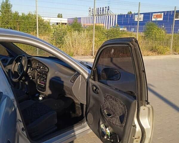 Сірий Деу Ланос, об'ємом двигуна 1.5 л та пробігом 231 тис. км за 2200 $, фото 9 на Automoto.ua