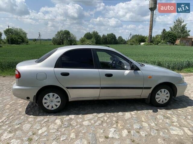 Сірий Деу Ланос, об'ємом двигуна 1.5 л та пробігом 136 тис. км за 2700 $, фото 1 на Automoto.ua