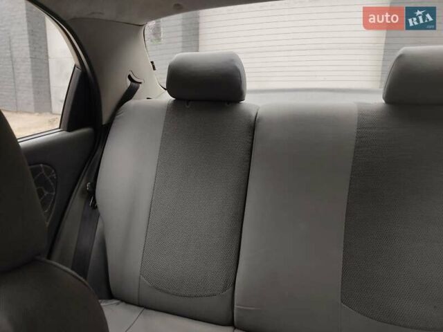 Серый Дэу Ланос, объемом двигателя 1.6 л и пробегом 280 тыс. км за 2700 $, фото 4 на Automoto.ua