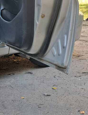 Дэу Ланос 2004 в Житомире на Automoto.ua Серый Дэу Ланос, объемом двигателя 1.5 л и пробегом 183 тыс. км за 1900 $, фото 10 на Automoto.ua