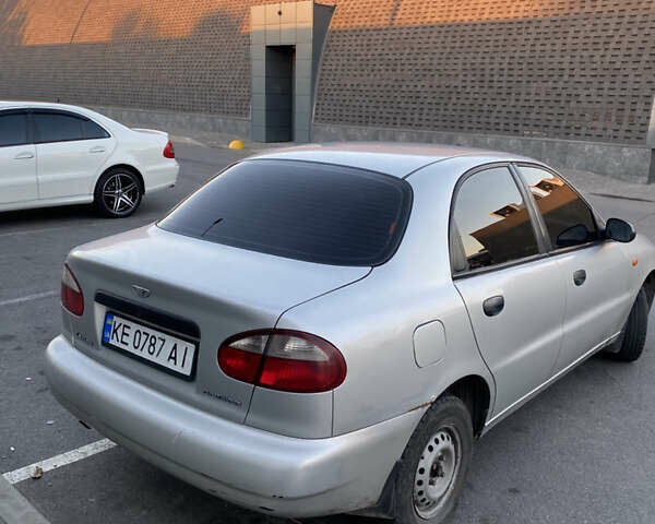 Дэу Ланос 2004 в Днепре (Днепропетровске) на Automoto.ua Серый Дэу Ланос, объемом двигателя 1.5 л и пробегом 320 тыс. км за 2500 $, фото 2 на Automoto.ua