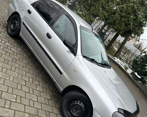 Сірий Деу Ланос, об'ємом двигуна 1.6 л та пробігом 195 тис. км за 2100 $, фото 8 на Automoto.ua