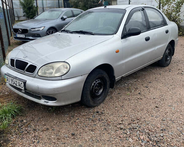 Сірий Деу Ланос, об'ємом двигуна 1.5 л та пробігом 329 тис. км за 1250 $, фото 1 на Automoto.ua