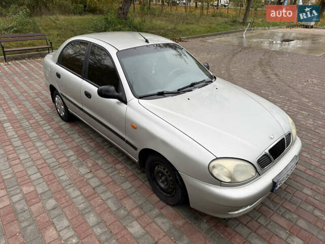 Деу Ланос 2004 у Ладижин на Automoto.ua Сірий Деу Ланос, об'ємом двигуна 1.5 л та пробігом 204 тис. км за 1850 $, фото 8 на Automoto.ua