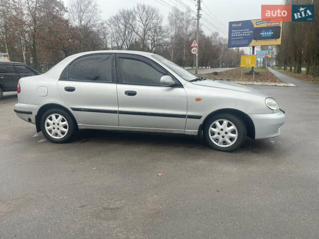 Серый Дэу Ланос, объемом двигателя 1.6 л и пробегом 320 тыс. км за 2599 $, фото 1 на Automoto.ua