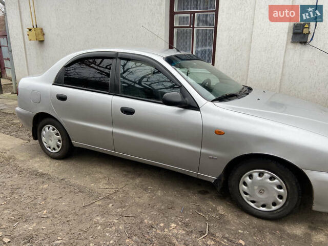 Сірий Деу Ланос, об'ємом двигуна 1.5 л та пробігом 235 тис. км за 2000 $, фото 2 на Automoto.ua