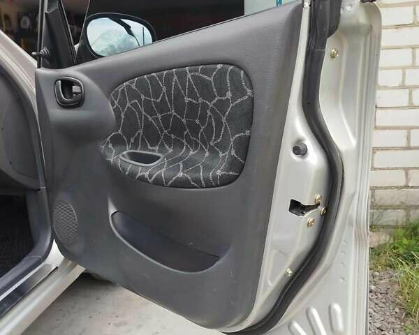 Серый Дэу Ланос, объемом двигателя 1.5 л и пробегом 114 тыс. км за 4400 $, фото 6 на Automoto.ua