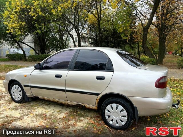 Серый Дэу Ланос, объемом двигателя 1.5 л и пробегом 266 тыс. км за 1000 $, фото 3 на Automoto.ua