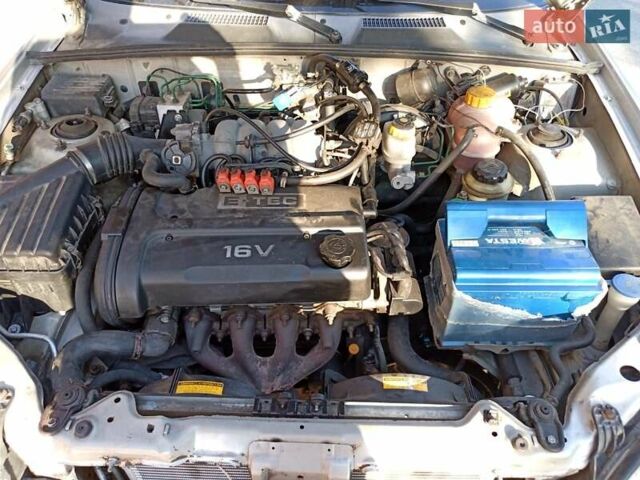 Сірий Деу Ланос, об'ємом двигуна 1.6 л та пробігом 161 тис. км за 2700 $, фото 6 на Automoto.ua
