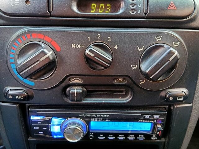 Сірий Деу Ланос, об'ємом двигуна 1.5 л та пробігом 0 тис. км за 1800 $, фото 5 на Automoto.ua